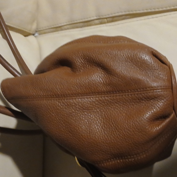 Michael Kors Brown Pebble Leather Bag. - Picture 5 of 12